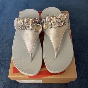 Fitflop Lulu Jewel Deluxe Metallic Silver Sandals -Size 6.5- New With Box